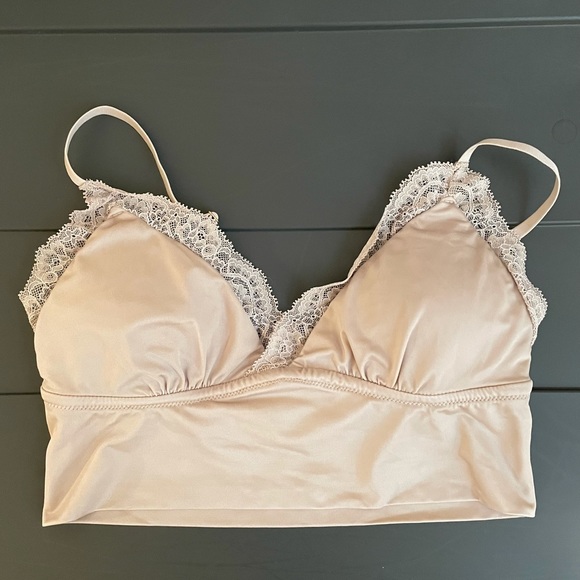 Abercrombie Bralette - Picture 1 of 1